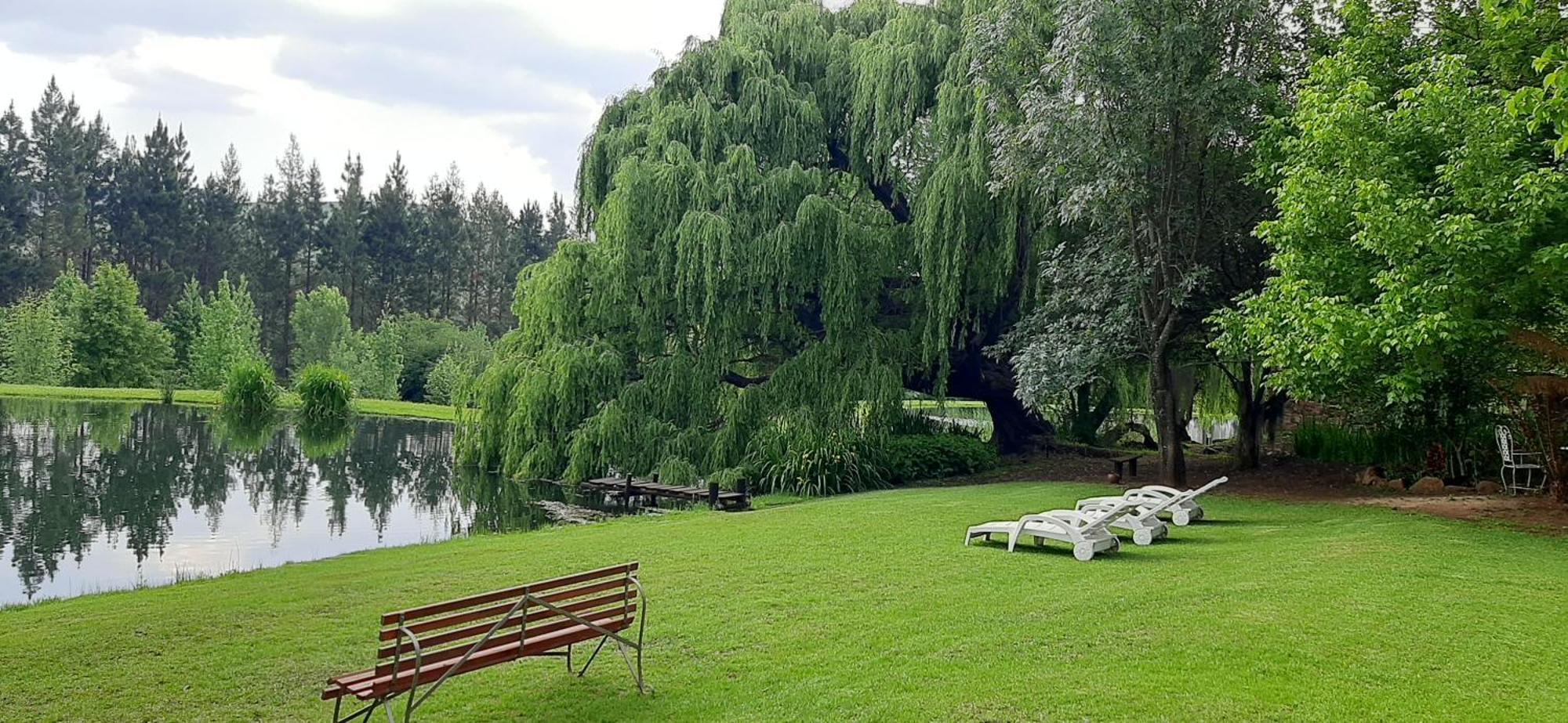 Schaefers' Halt Hotel Dullstroom Exterior photo